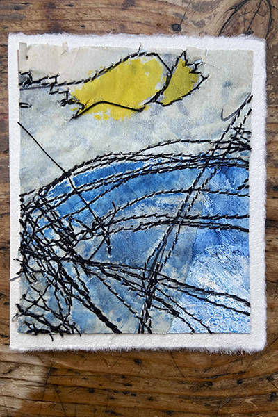 Faden/Acryl auf Papier von Katinka Molde